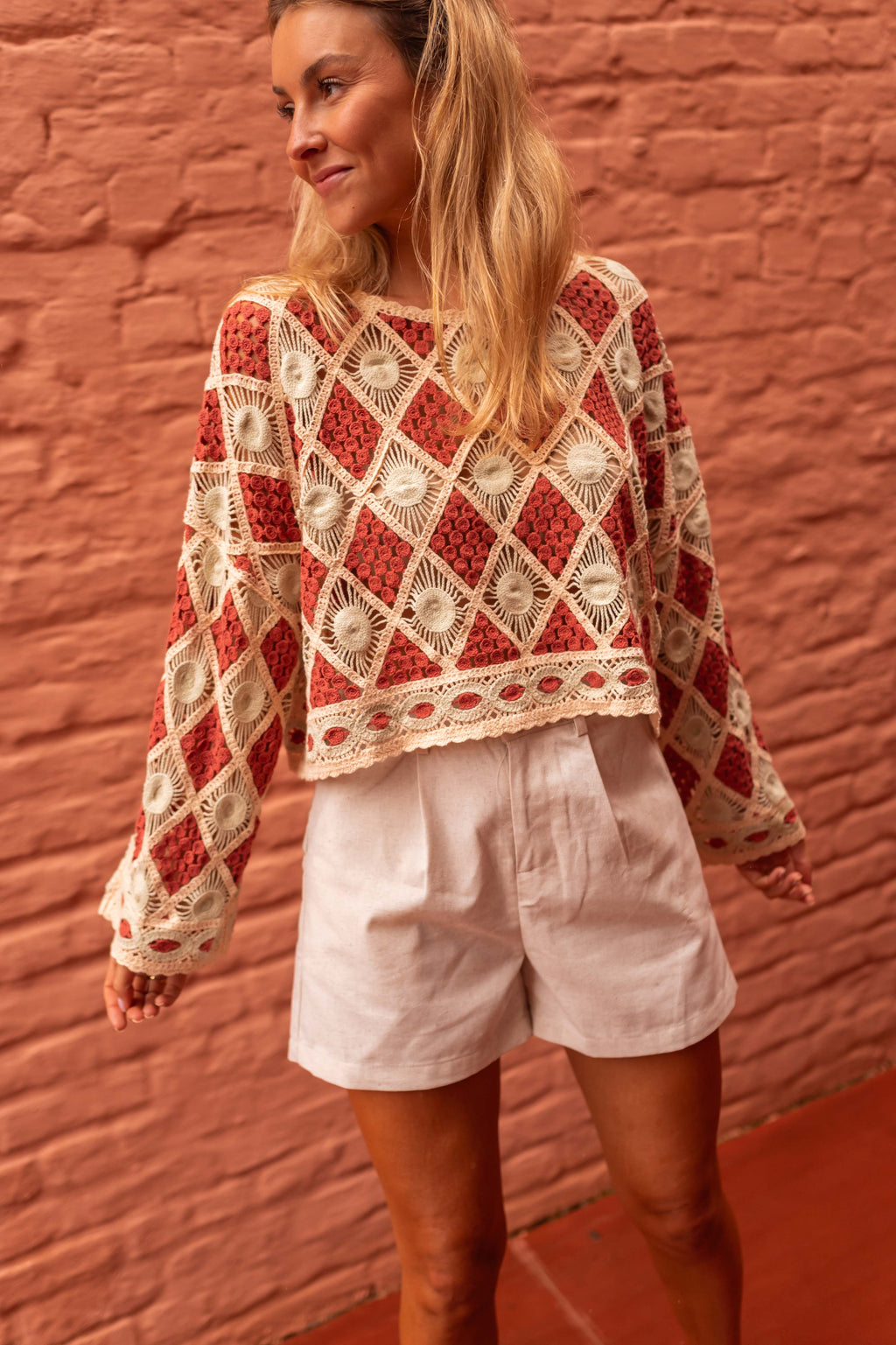 Kalya blouse - brick crochet