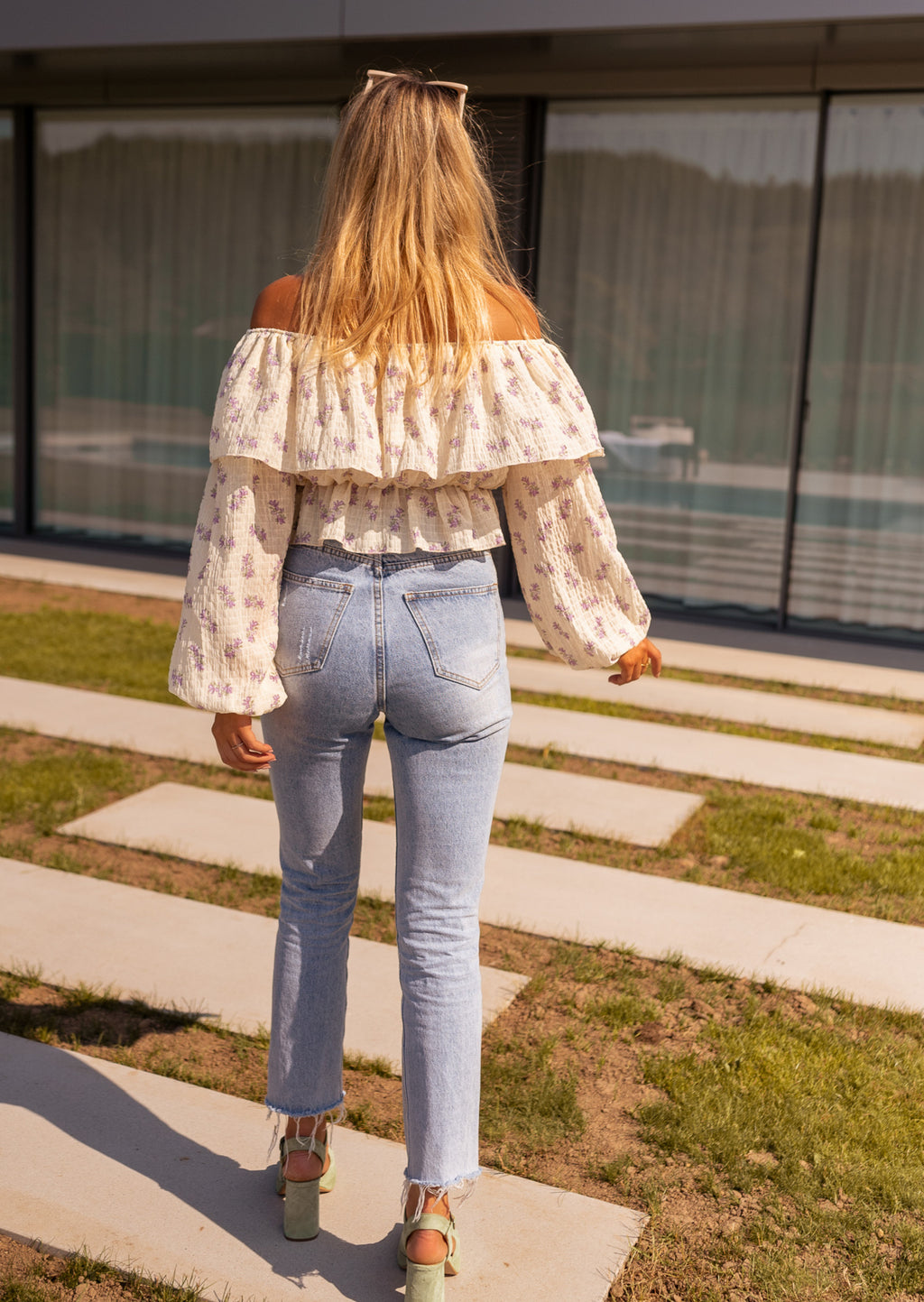 Blouse Paola - beige and Purple with flowers