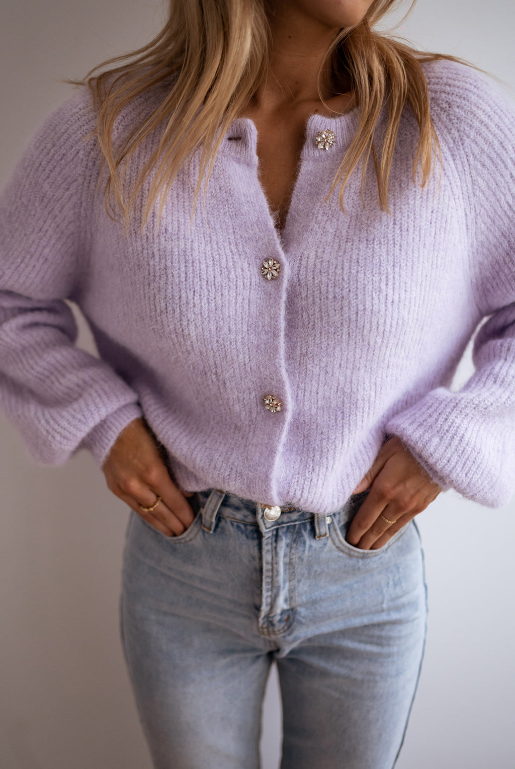 Cardigan Isa - Lilac with shiny buttons