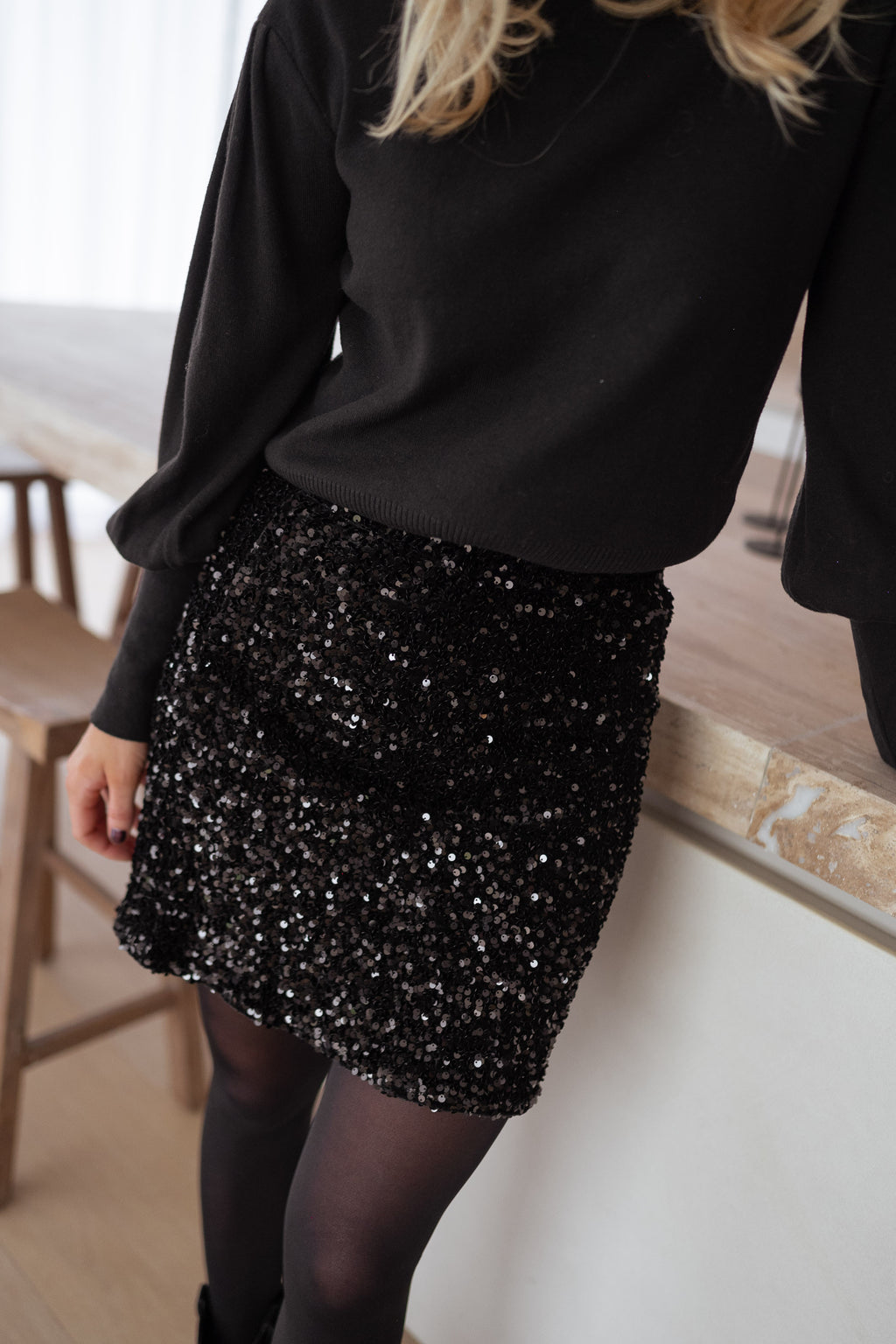 Skirt Gwen - black glittery