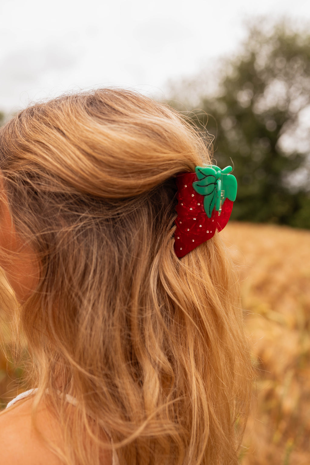 Strawberry hair clip - red
